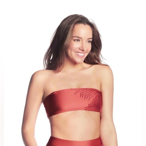 Maaji Sangria The Beverly Reversible Bikini Top in Viva La Vida in Medium - Picture 1 of 15